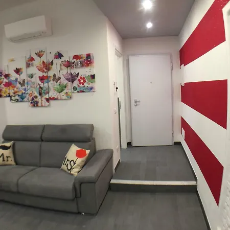 La Casa Di Lucia Apartment *