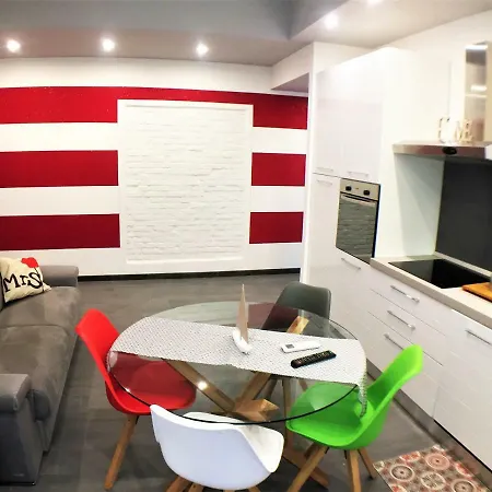 La Casa Di Lucia Apartment *