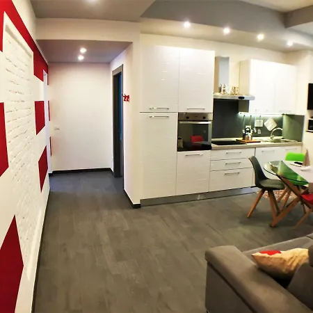 La Casa Di Lucia Apartment *